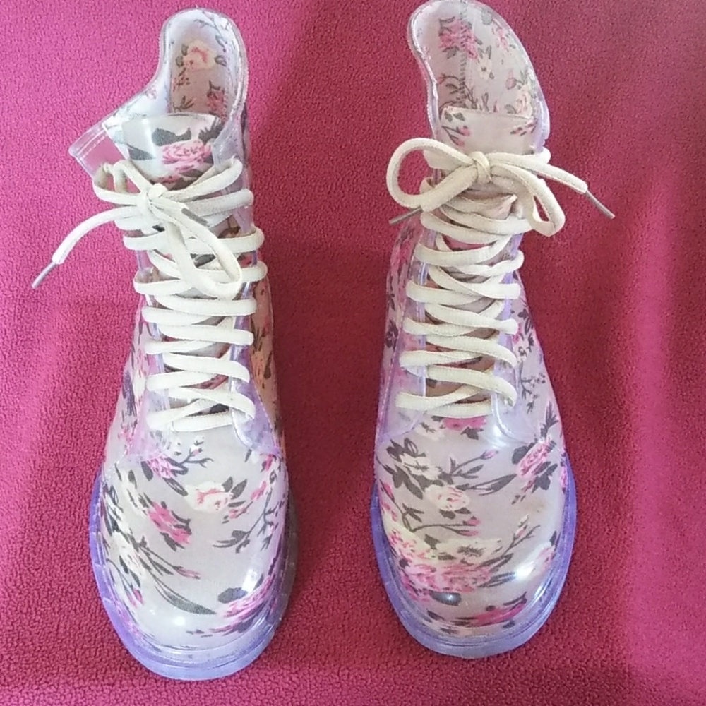 Ladies Boots - Picture 3 of 7